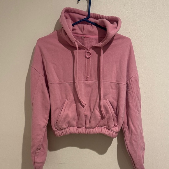 ALO Yoga Dusty Rose Cropped Hoodie - Picture 1 of 4